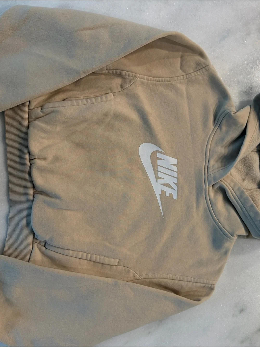 Nike set cropped